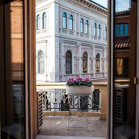 Bed and Breakfast Liberty House Bologna Exterior foto